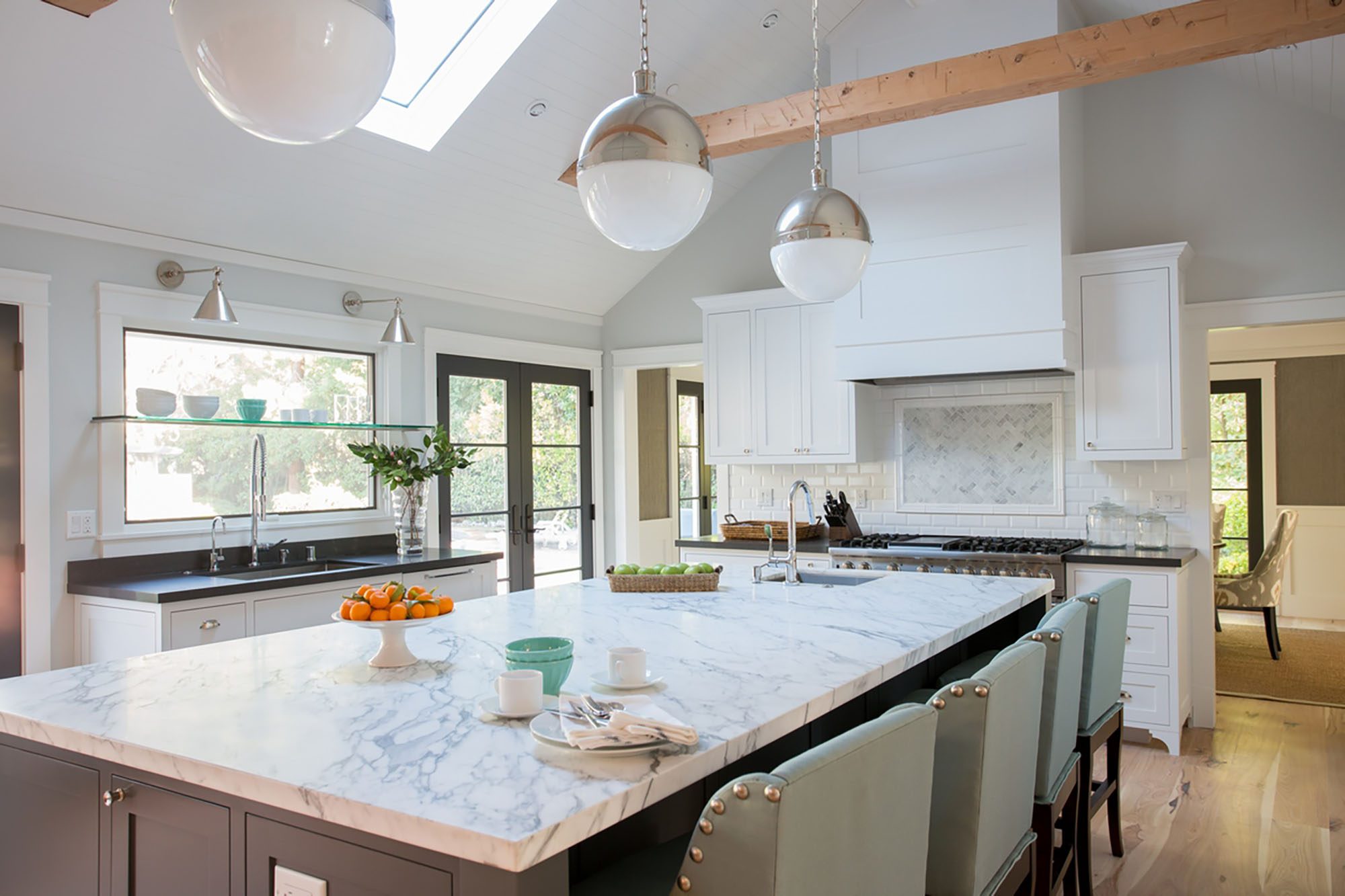 Read more about the article Elevating Culinary Spaces: Kitchen Remodeling in Menlo Park, CA